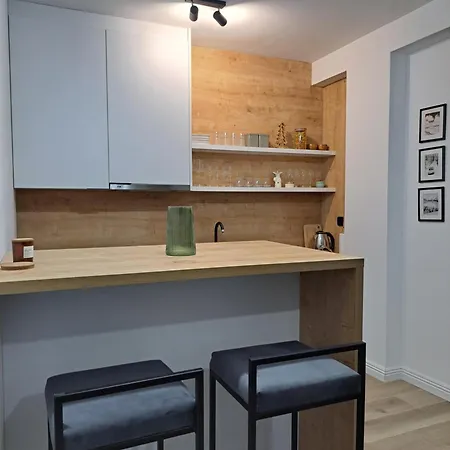 Lejlighed Iskra Mont